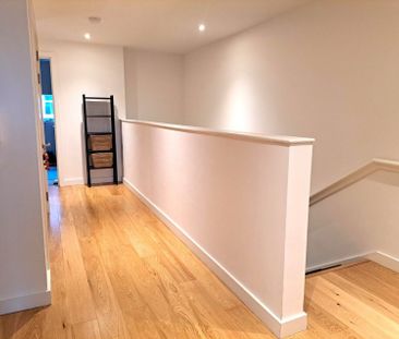 The Courtyard, High Street, Staines-Upon-Thames,TW18 - Photo 1