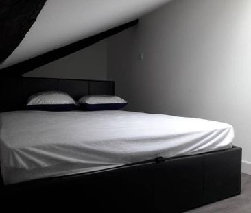 Location appartement duplex/triplex 2 pièces 23 m² à Figeac (46100) - Photo 3