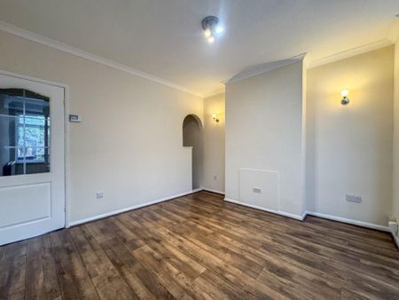 3 bedroom terraced house to rent - Photo 3