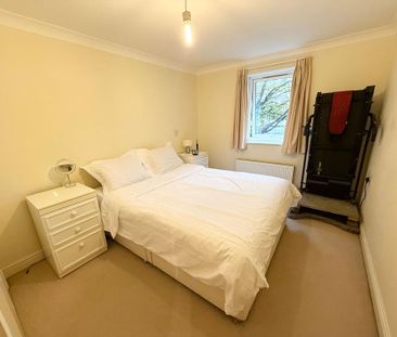 1 bedroom property to rent - Photo 4