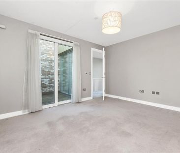 4 bedroom terraced house to rent - Photo 4
