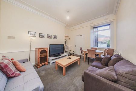 4 bedroom house to rent - Photo 2