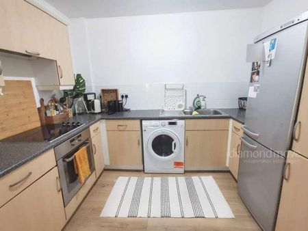 Ebbett Court, Victoria Road, London, W3 - Photo 3