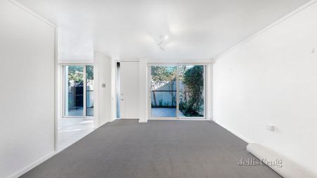 14/5 Northampton Pl, South Yarra - Photo 2