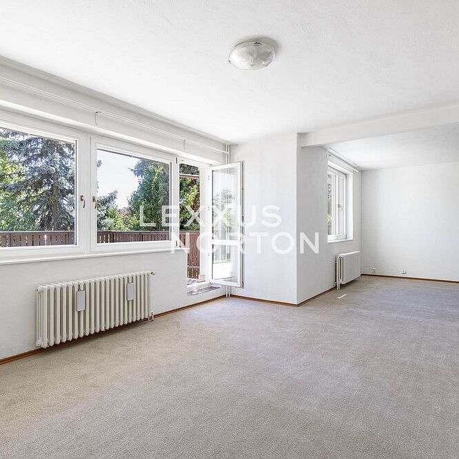 Pronájem domu 224 m² s pozemkem 858 m² - Photo 1
