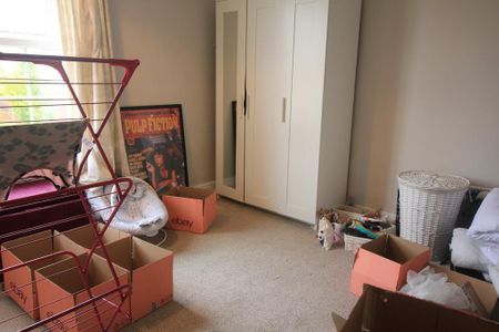 2 bedroom terraced house to rent - Photo 4