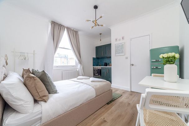 Finsbury Park Road - Photo 1