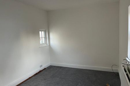 Lower Street - Photo 2