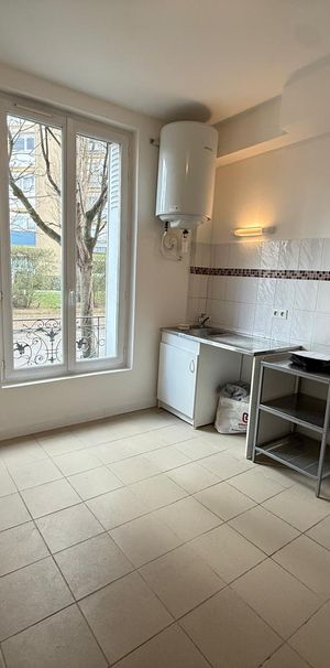 Location Appartement 2 pièces 24m² LIVRY GARGAN 93190 - Photo 1