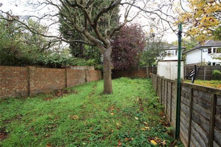 1 bedroom flat to rent - Photo 4