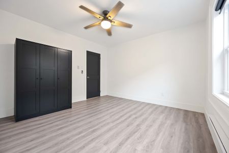 For Lease - 647A St Clair Avenue, Toronto, Ontario - Photo 3