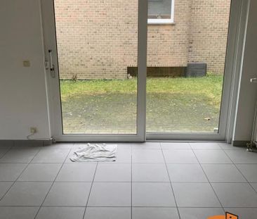 Gelijkvloersappartement met tuintje en autostaanplaats - Foto 2