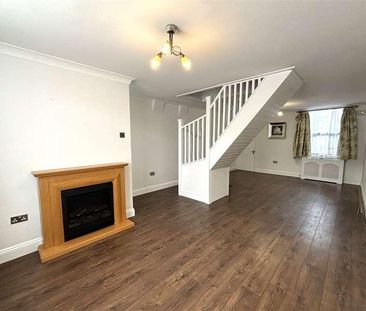 Spencer Road, Mitcham, Surrey, CR4 - Photo 2