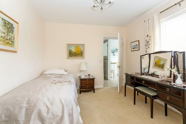 3 bedroom bungalow to rent - Photo 1