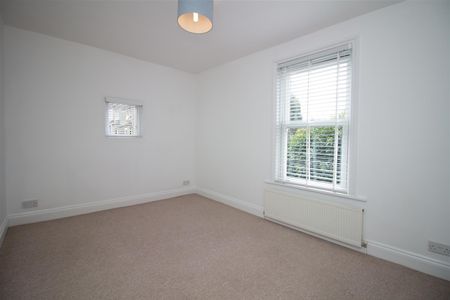 7 Church Road, Weston, Bath - Photo 2