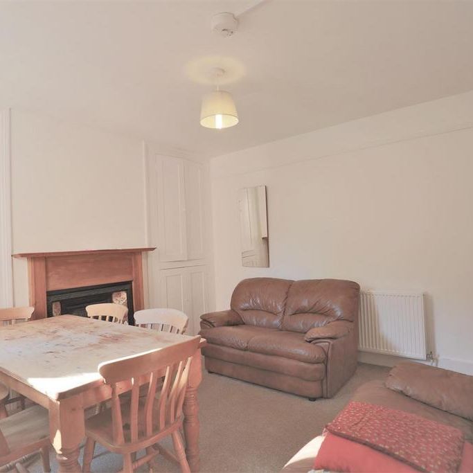 4 bedroom house to rent - Photo 1