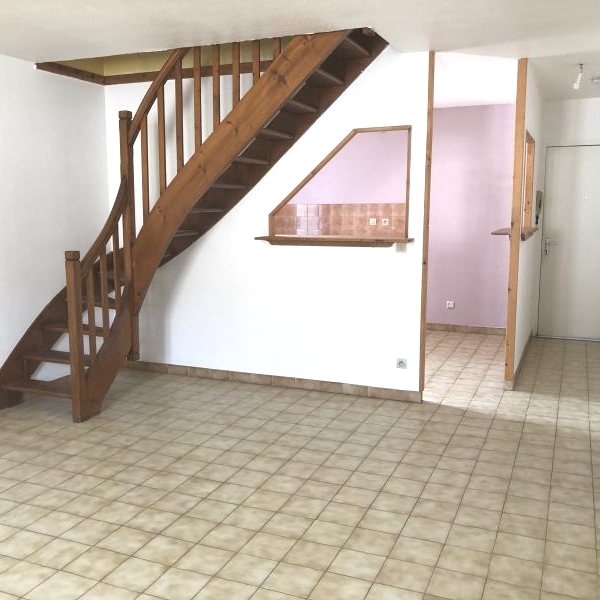 Location Appartement 3 pièces 68m² ANNEYRON 26140 - Photo 1