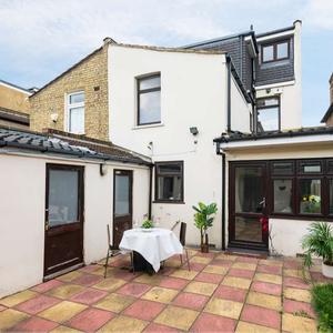 Houseshare in Ilford - Large bright rooms Room 4 - Photo 3