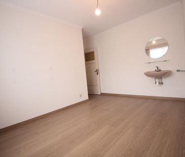 APPARTEMENT MET 3 SLAAPKAMERS IN CENTRUM IEPER - Photo 6