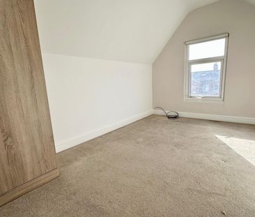 3 bedroom Flat To Let Total Size: 1217 SQ FT - Photo 4