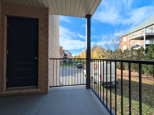 Rue de Londres, J4Y 0N3, Brossard - Photo 1