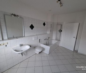 Helle 2 Zimmer Wohnung mit Einbauküche - Photo 6