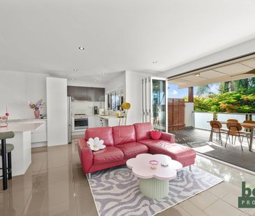 Spacious Contemporary Apartment in Clayfield - Photo 1
