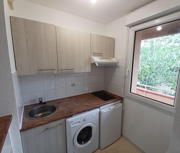 location Appartement T2 DE 38.19m² À TOULOUSE - Photo 2