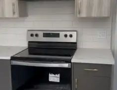 RENOVATED 2 BEDROOM 1 BATH HILLHURST APARTMENT – AVAILABLE IMMEDIATELY! | 4 - 2209 Westmount Road Northwest, Calgary - Photo 1