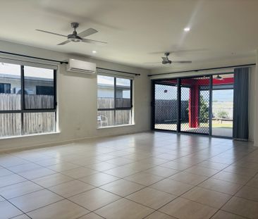 69 Makybe Diva Drive, 4740, Ooralea - Photo 1