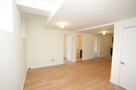 For Lease - 7 Ludlow Drive Unit# Lower, Barrie, Ontario - Photo 2