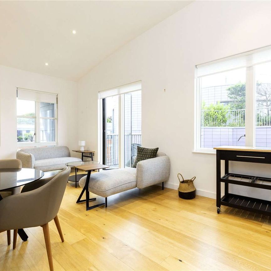 Esther Anne Place, London, N1 1ZT - Photo 1