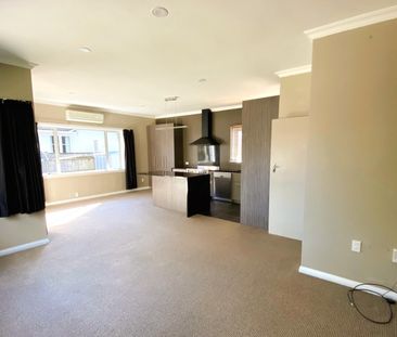 Great location, lovely home - Photo 4