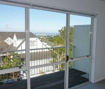 Two-Bedroom Apartment in Birkenhead - Photo 5