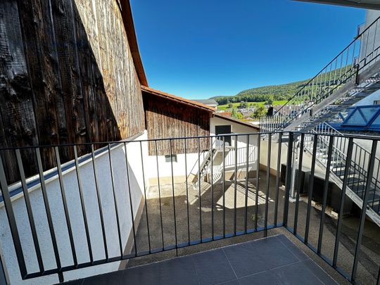 Charming and well located, close to schools - Photo 1