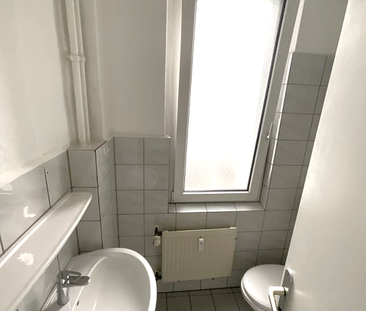 Moderne 2-Zimmer-Wohnung in der Essener Innenstadt! - Photo 1