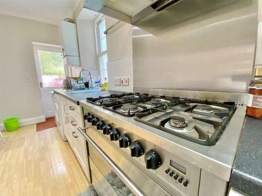 Ardmore, Asheldon Road, Torquay, TQ1 - Photo 1
