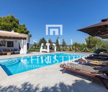 5 bedroom luxury Villa for rent in Santa Eulària des Riu, Balearic ... - Photo 5