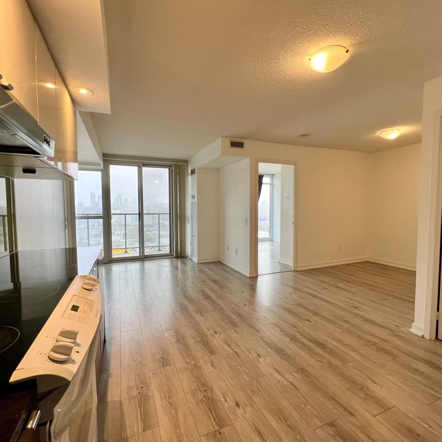 For Lease - 121 Mcmahon Drive Unit# 1505, Toronto, Ontario - Photo 1