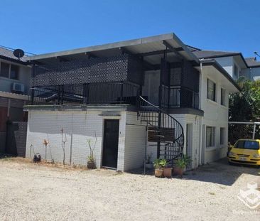 $580p/w - 2 Bedroom - Photo 4