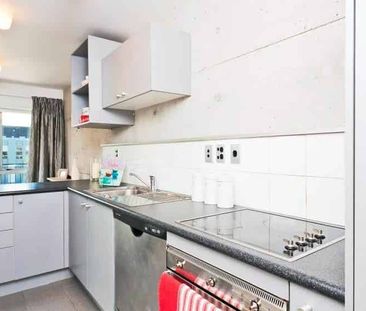 Trendy 1 bedroom apartment - Photo 3