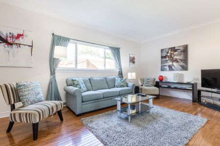 For Lease - 5969 Gladstone Street, Niagara Falls, Ontario - Photo 3