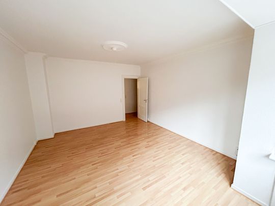 Lys 2-værelses lejlighed i vestbyen - Photo 1