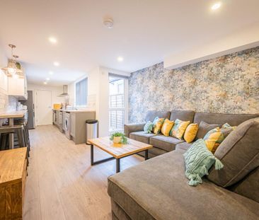 5 bedroom semi-detached house to rent - Photo 1