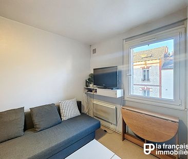 Location studio meublé – Sacrés Coeurs - Photo 1