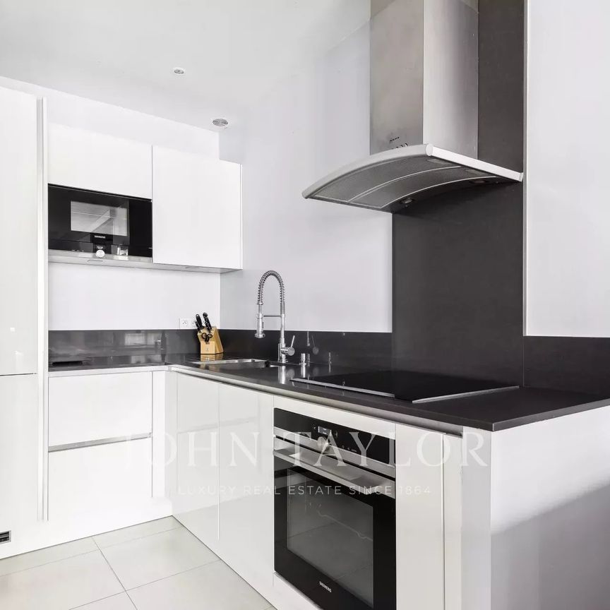 Appartement à louer Paris 8Ème, Paris Rive Droite, France3 300 EUR / Mois - Photo 1