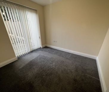 3 Bedroom Town House - Photo 1