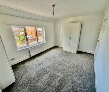 2 bedroom semi-detached house to rent - Photo 2