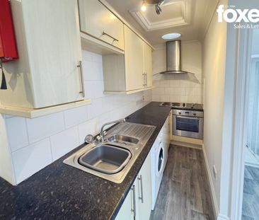 1 bed studio flat to rent in Flat 5, 6 Adeline Road - Photo 6