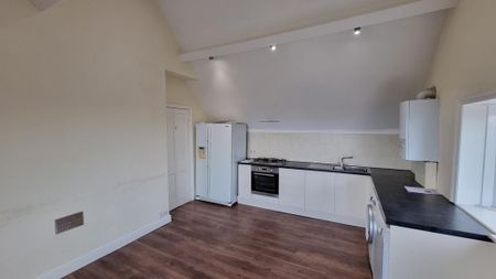 2 bedroom apartment to rent - Photo 2